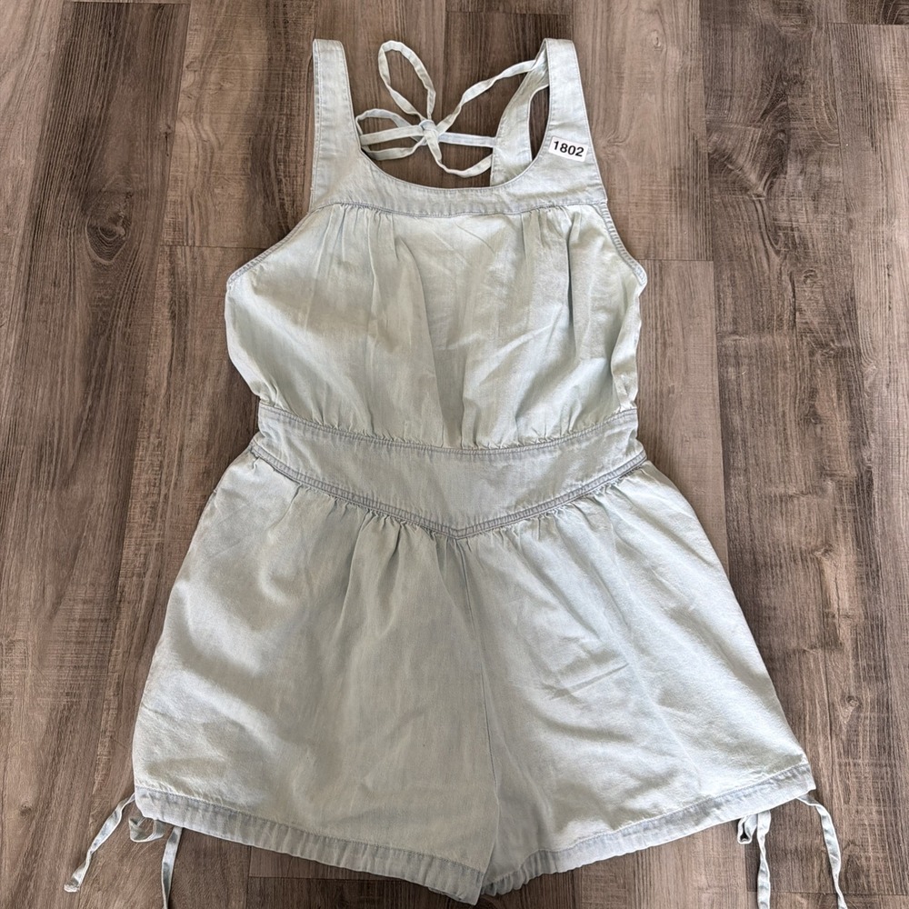 Free People We The Free Vintage Heirloom Chambray Shorts Romper Smocked Cotton L